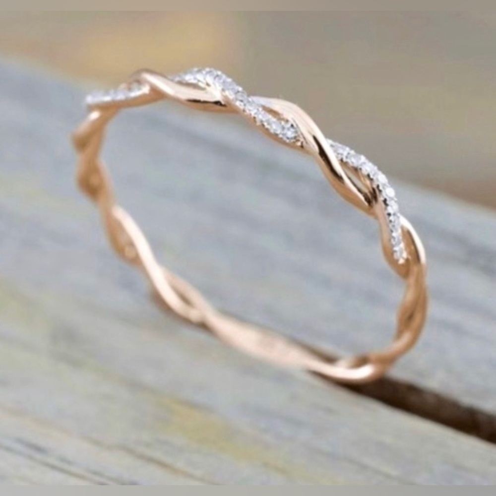NEW 18K Rose Gold Diamond Twist Ring - Picture 2 of 5